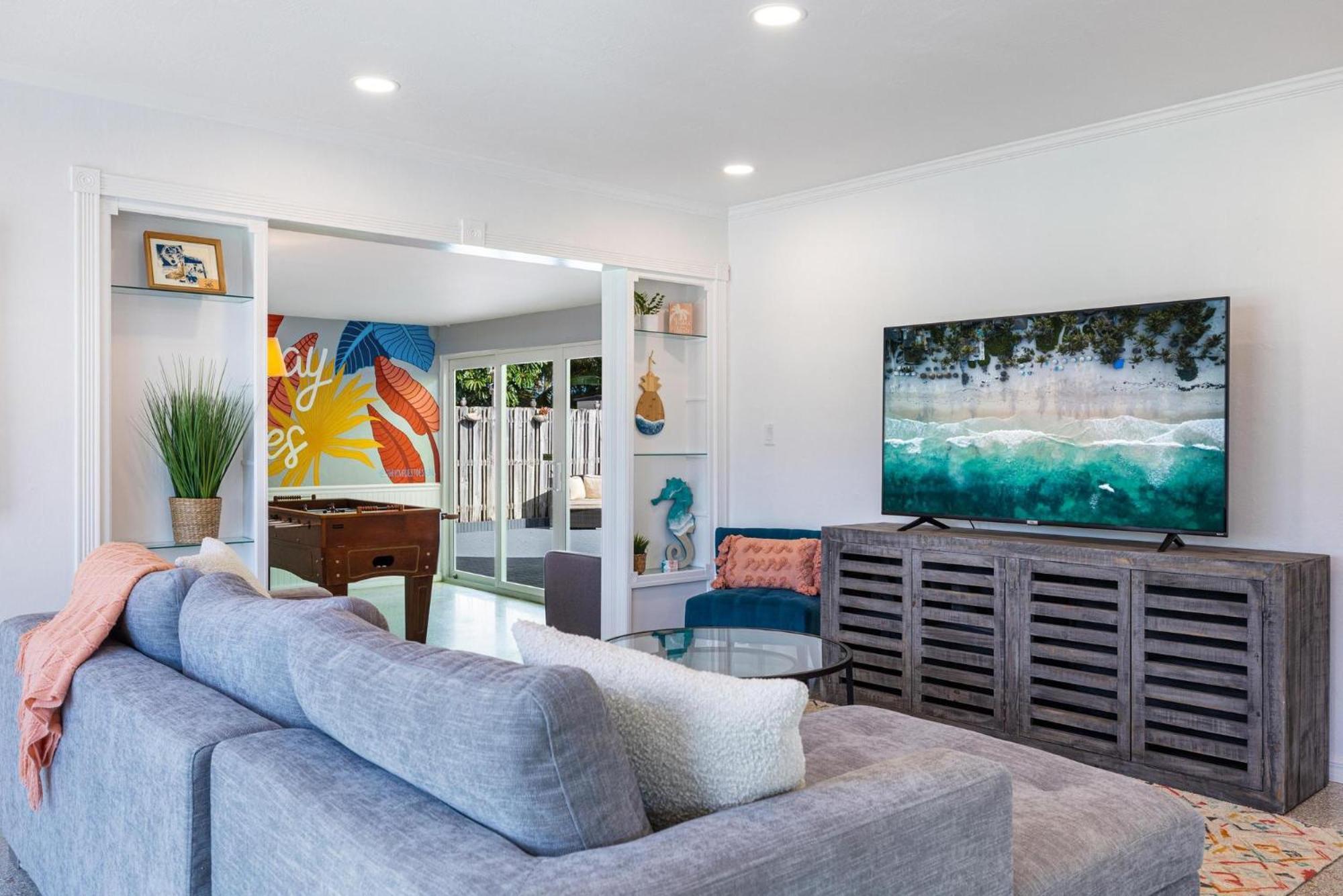 Trendy 3-Bedroom Villa With Saltwater Pool And Yard Fort Lauderdale Exterior foto