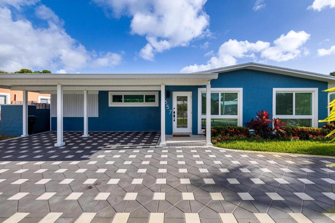 Trendy 3-Bedroom Villa With Saltwater Pool And Yard Fort Lauderdale Exterior foto